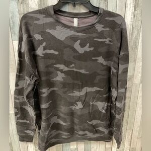 𝅺athleta Grey Camo Lightweight Sweatshirt Sz ST Small Tall